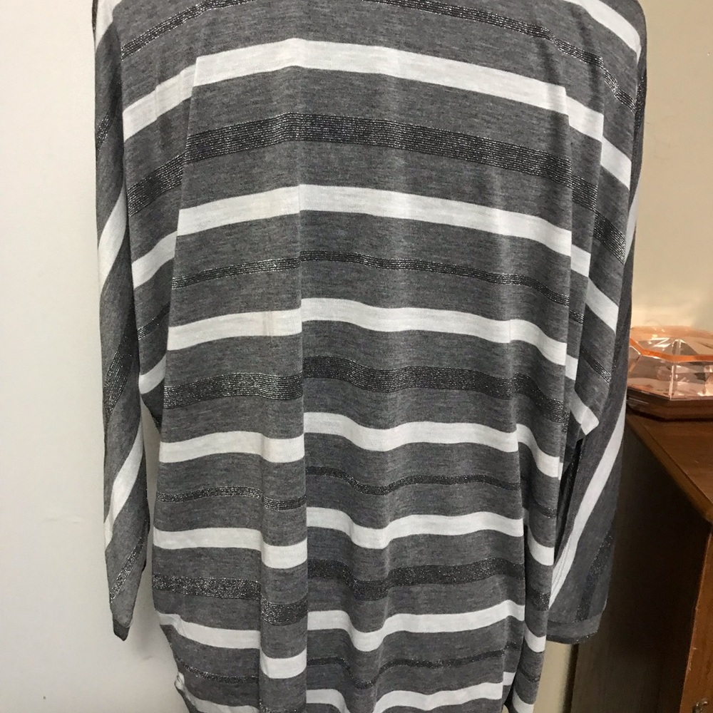 Cato Gray and White Striped Scoop Neck Women's Top - Picture 3 of 7
